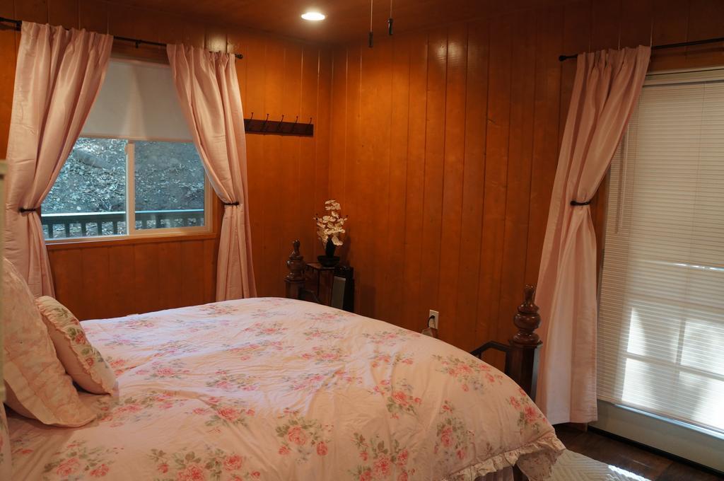 Bandy Canyon Ranch Otel Escondido Oda fotoğraf